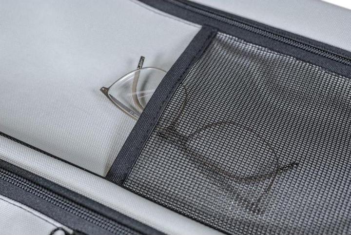 Produktbild VanEquip Fensterpacktasche im Set mit Wandpaneel links