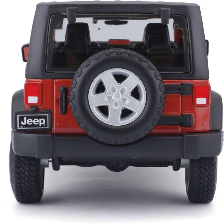Actual product image Maisto Jeep Wrangler Unlimited 2015 1/24 orange