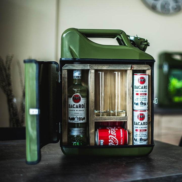 Productafbeelding Mikamax Jerrycan Mix Drink Bar 20L - Whiskey Bar - Mobiele Bar - Petrol Can Bar - Groen - 20 Li