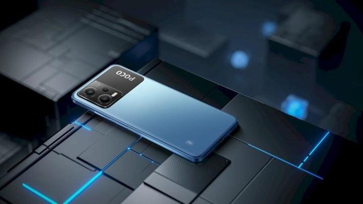 Actual product image Xiaomi Poco X5 Pro (128 GB, Blue, 6.67", Dual SIM, 108 Mpx, 5G)