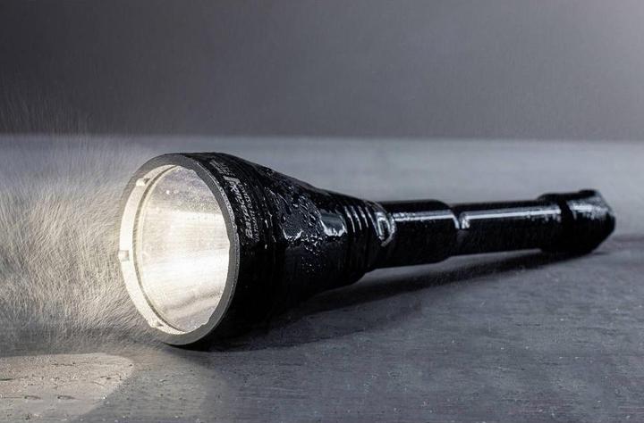 Produktbild ArmyTek Barracuda Suchscheinwerfer (warmes Licht) (26.20 cm, 1350 lm)