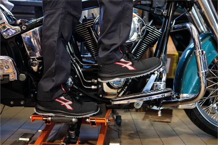 Produktbild U-Power Sicherheitshalbschuh LISBONA ESD S3 CI SRC Grösse 45 (45)
