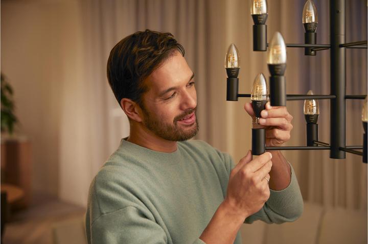 Immagine prodotto Philips Hue Tonalità di bianco (E14, 4.50 W, 300 lm, 1 x, G)