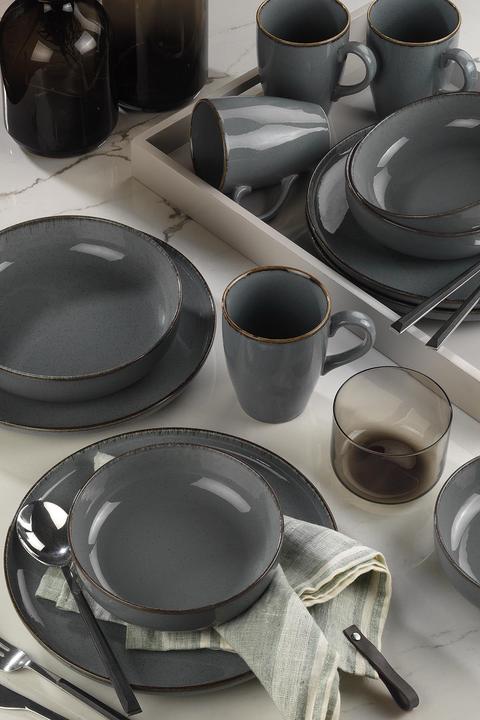 Actual product image Hermia Hendrix (16 Piece)