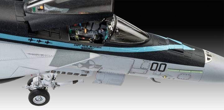 Actual product image Revell Top Gun 2