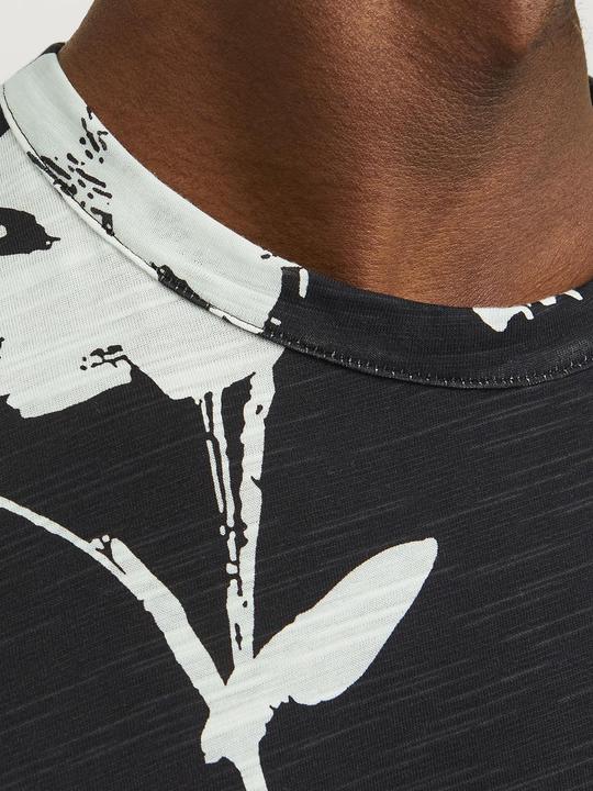 Actual product image Jack & Jones All Over Print Round Neck T-shirt T-shirt (XS)