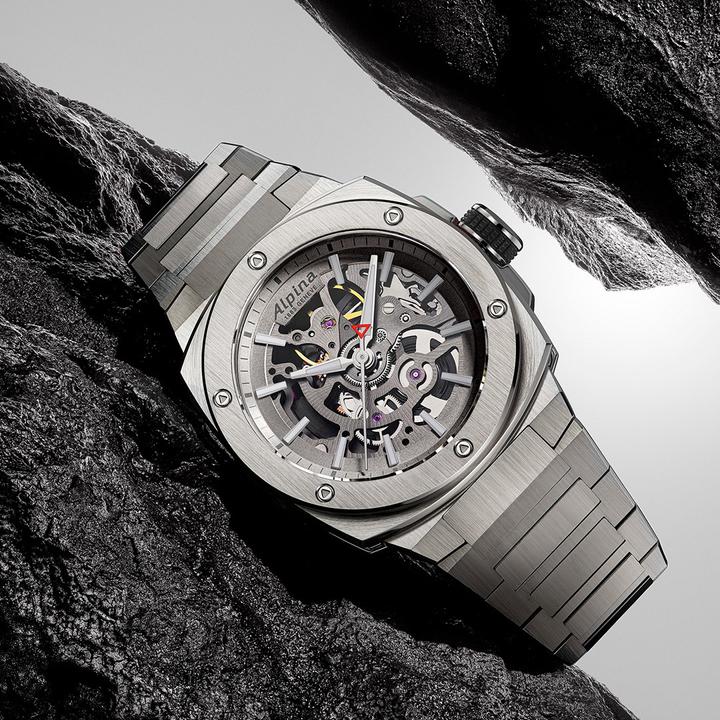 Produktbild Alpina Watch Alpiner Extreme Skeleton Automatic (39 mm)