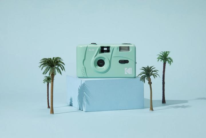 Actual product image Kodak M35 REUSABLE CAMERA Green