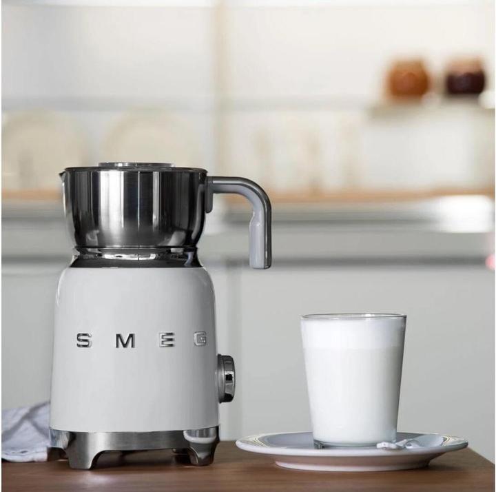 Actual product image Smeg 50's Retro Style (60 cl)