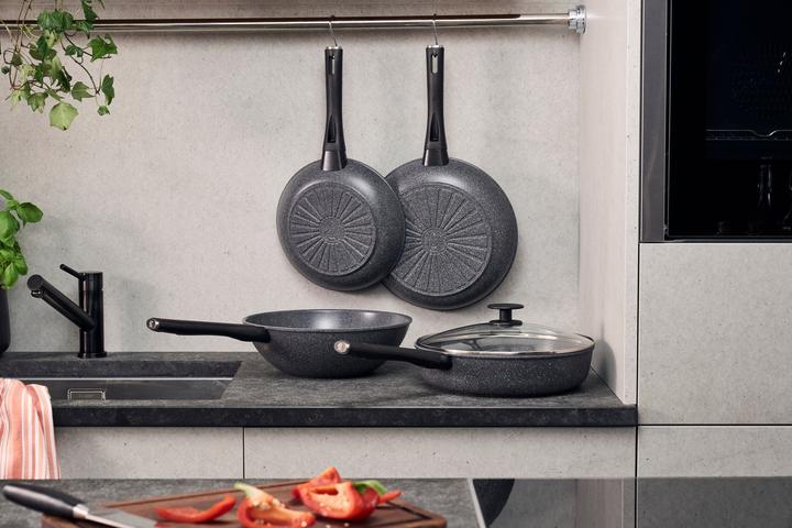 Actual product image Zwilling - Terreno Plus Fry Pan - Gray - 24 cm (24 cm, Frying pan, Aluminium)