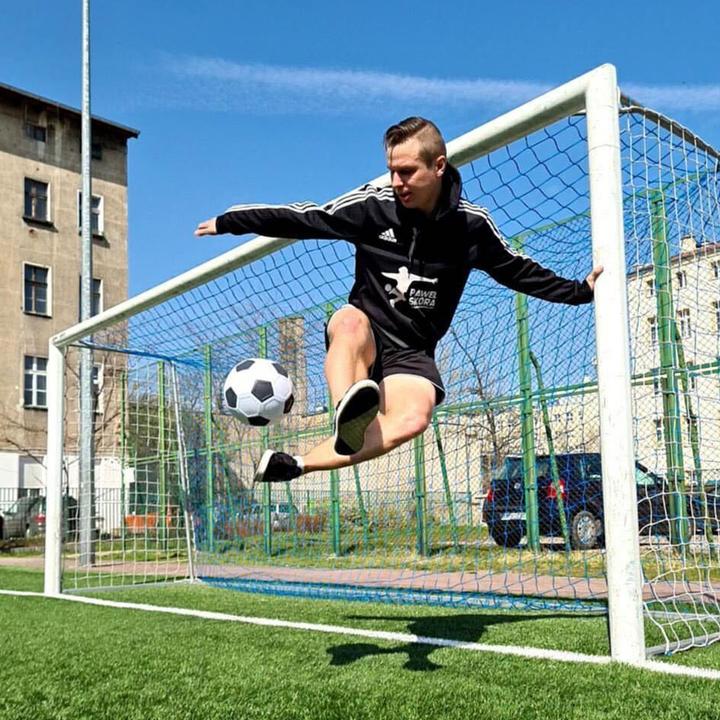 Produktbild Kickerball Classic von Swerve Ball, Speziell entwickelter Fussball für extreme Kurven, Trickball mit