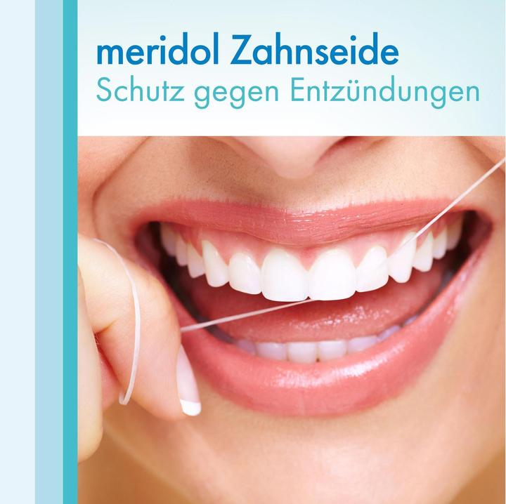 Produktbild Meridol Flausch-Zahnseide (40 m)