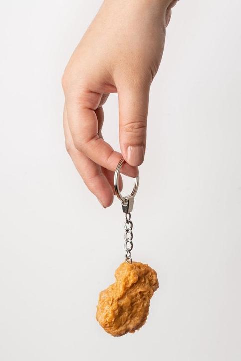 Actual product image Yumazing Chicken nugget keyring