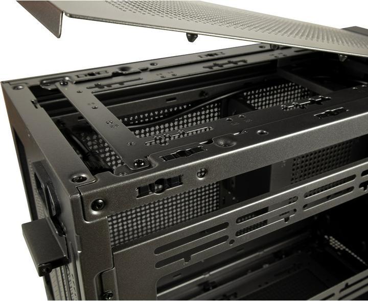 Actual product image Intertech IM-1 Pocket (mATX, Mini-ITX)
