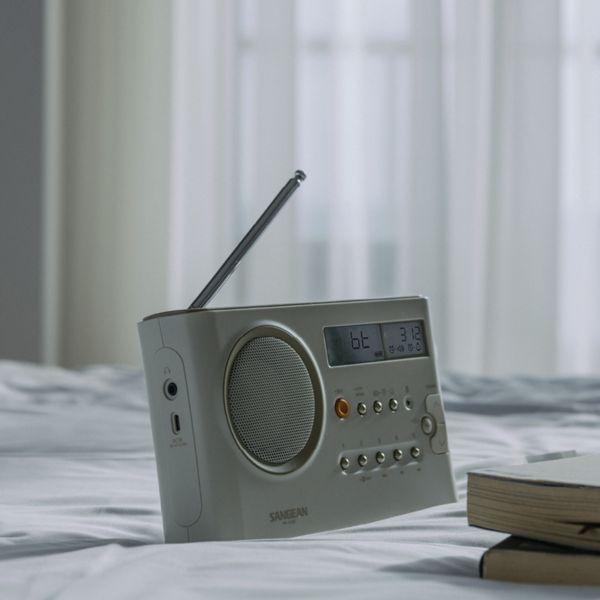 Actual product image Sangean PR-DA BT Table Radio, Pastel Cream (LW, MW, FM, KW, Bluetooth)