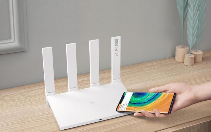 Produktbild Huawei AX3 WLAN-Router Gigabit Ethernet Dual-Band (/5 GHz)