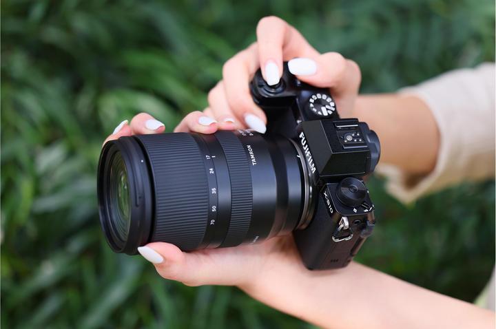 Actual product image Tamron AF 17-70mm F/2.8 Di III-A VC RXD Fuji X (Fujifilm X, APS-C / DX)