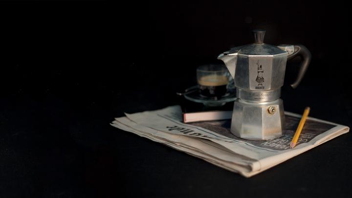 Actual product image Bialetti Moka Express (4 T.)