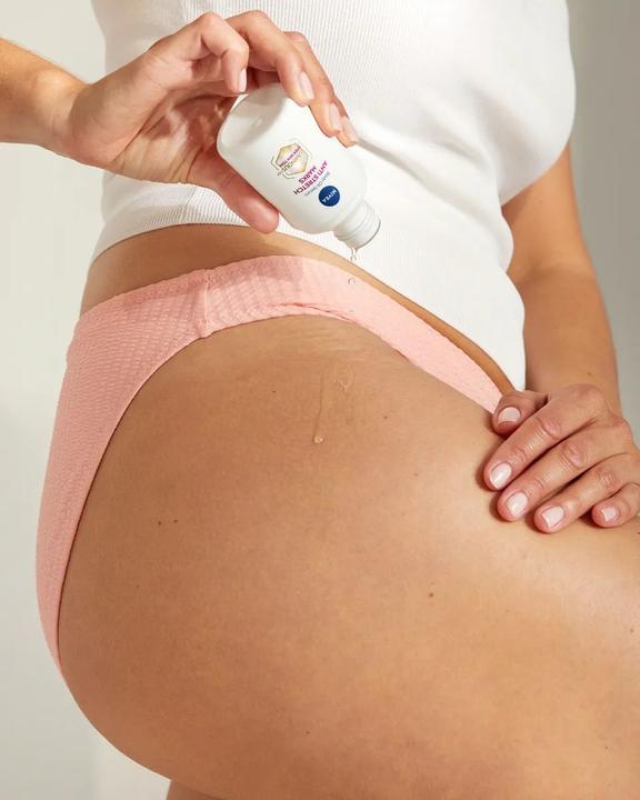 Image du produit NIVEA Sérum huileux lumineux pour le corps anti-vergetures (Huile pour le corps, 100 ml)