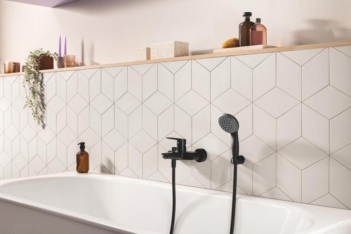 Image du produit Grohe Vitalio QuickFix support de douche mural, universel, noir mat