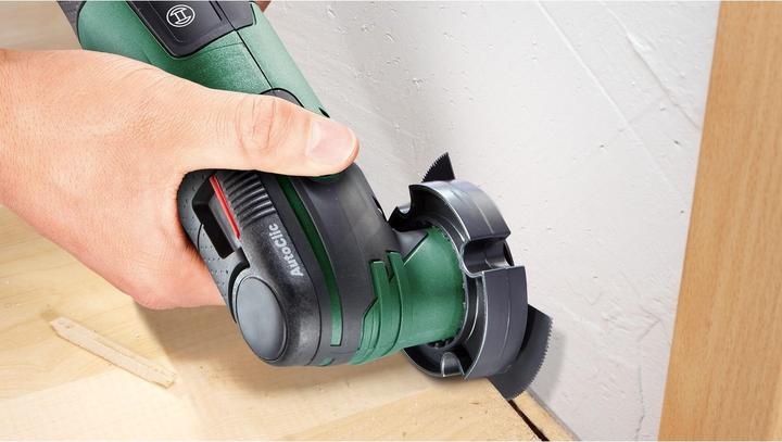 Produktbild Bosch Home & Garden UniversalMulti 12
