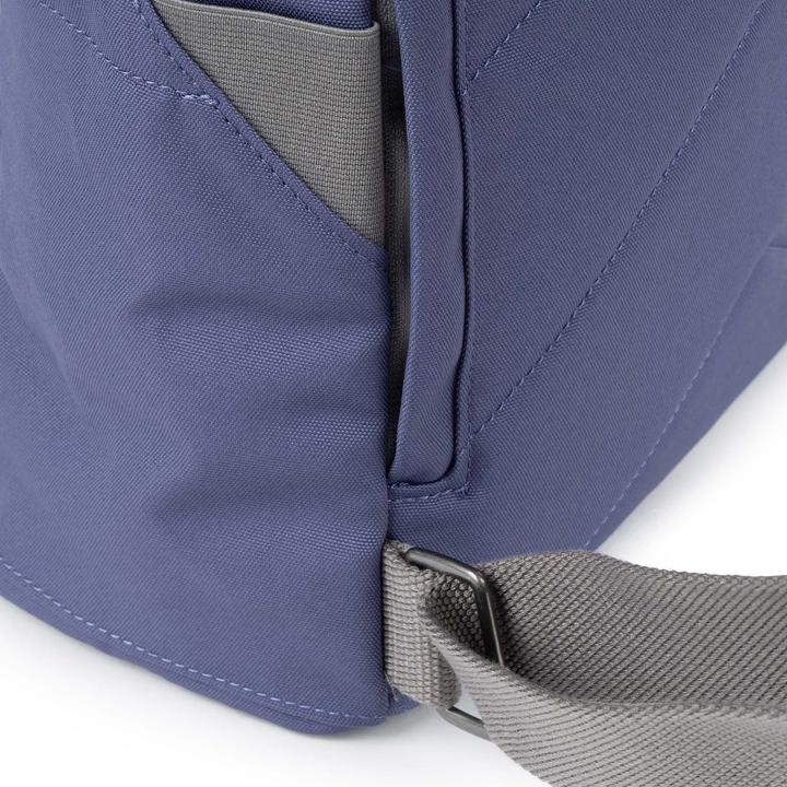 Produktbild Roka London Finchley A Future Dusk Medium Recycled Canvas (15 l)