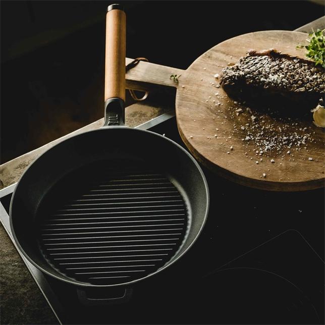 Produktbild Fiskars Norden Grillpfanne, 26cm (26 cm, Grillpfanne, Gusseisen)