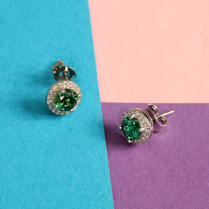 Productafbeelding La Petite Story Elegante zilveren oorbellen met groene zirkonia's Zilver LPS01AWV03 (925 zilver)