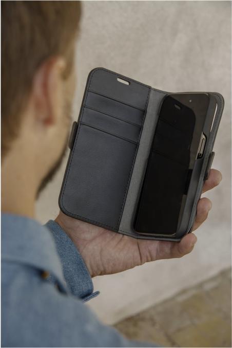 Actual product image dbramante1928 Stockholm (Apple iPhone 14)