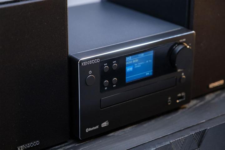Produktbild Kenwood M-725 DAB (Bluetooth, CD Player, 2x 25 W)