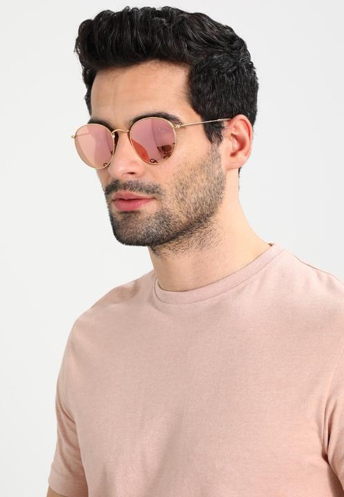 Actual product image Ray Ban Round Metal