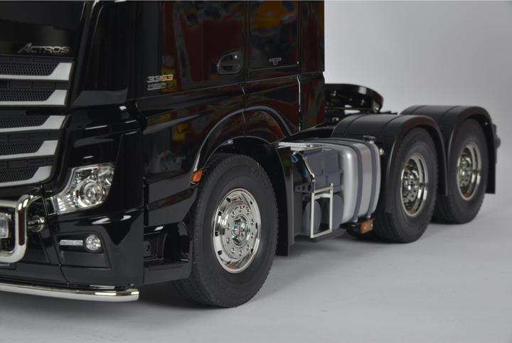 Produktbild Tamiya Mercedes Actros (Kit)