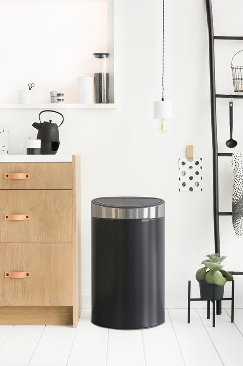Actual product image Brabantia Touch Bin (40 l)