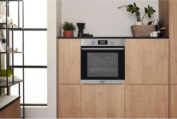 Immagine prodotto Hotpoint Forno Ariston da incasso66 L, 3300 Watt
