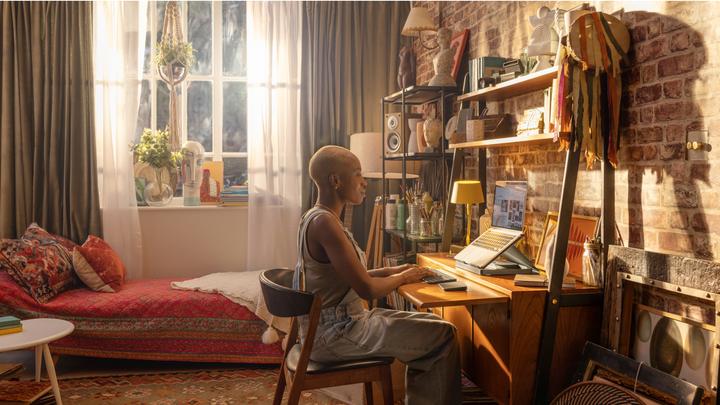 Image du produit Logitech Casa Pop-Up Desk - NORDIC CALM - CH - CENTRAL-419 (CH)