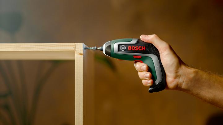 Productafbeelding Bosch Home & Garden IXO 7 (Oplaadbare batterij)