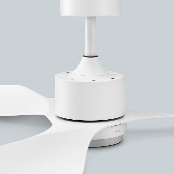 Actual product image Ufesa CEILING FAN BUTANE 3A 122CM 40W DC LED