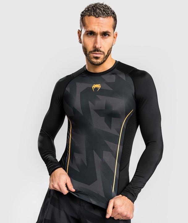 Actual product image Venum Razor Rashguard Long Sleeves - Black/Gold - XL (XL)