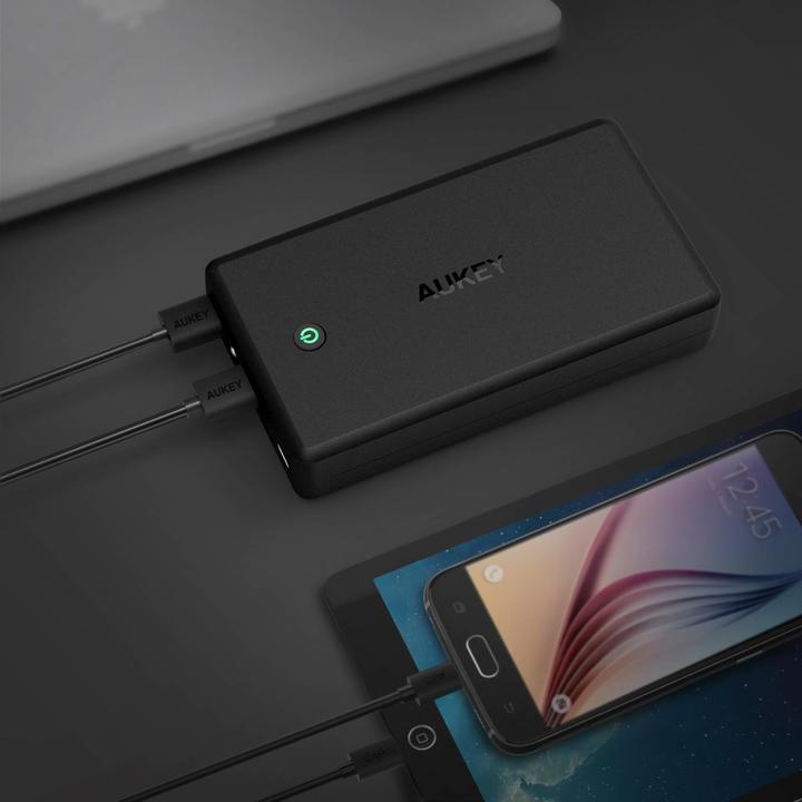 Produktbild Aukey Pb-Y3 (30000 mAh, 111 Wh)