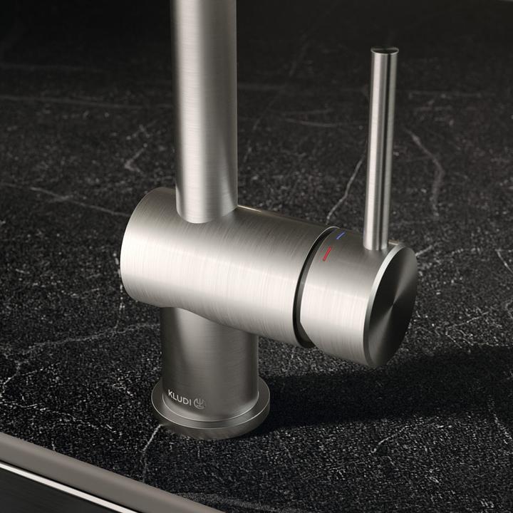 Actual product image Kludi L-STEEL single-lever kitchen tap with swivelling spout