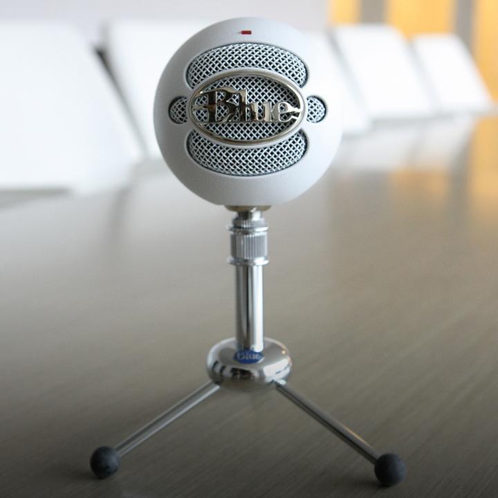 Actual product image Blue Snowball