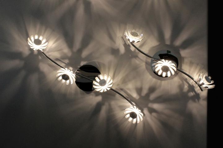 Actual product image Luce ambiente Design LUCE Design Bloom LED ceiling light triple 3000 K 15W silver