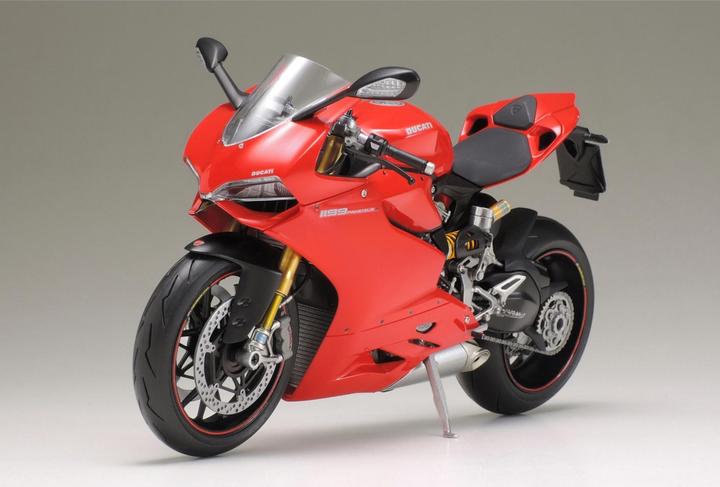 Actual product image Tamiya Ducati 1199 Panigale S