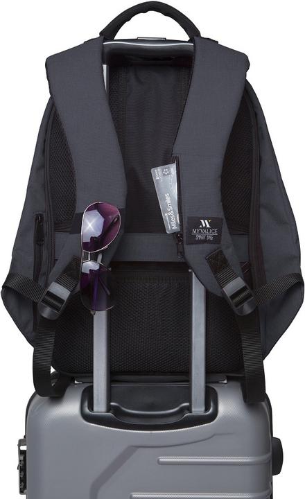 Actual product image Lucky Bees Colby