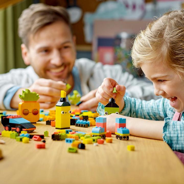 Immagine prodotto LEGO 11027 Set di costruzioni creative al neon (11027, LEGO Classic)