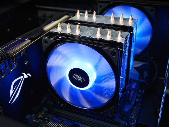 Produktbild Deepcool Neptwin RGB (158 mm)
