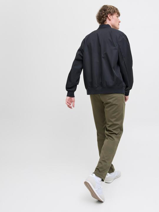 Produktbild Jack & Jones Regular Fit Klassische Hosen Klassische Hosen (38)
