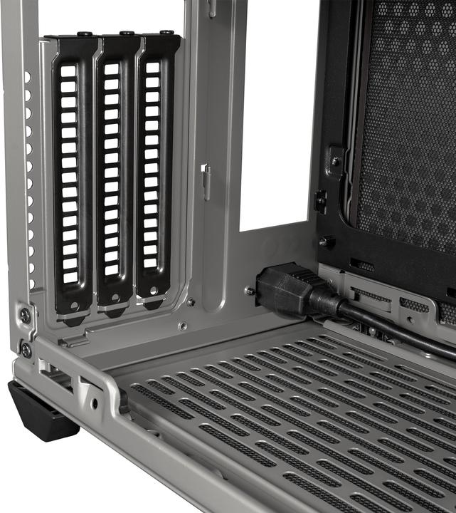 Produktbild Cooler Master NR200P Max (Mini-ITX)