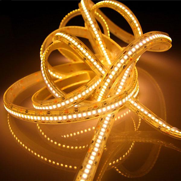 Actual product image Lumina Swiss LED Strip 5m HD Warm 12V (Warm white, 500 cm, Indoor)