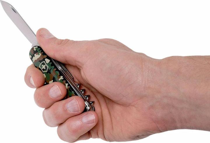 Actual product image Victorinox huntsman